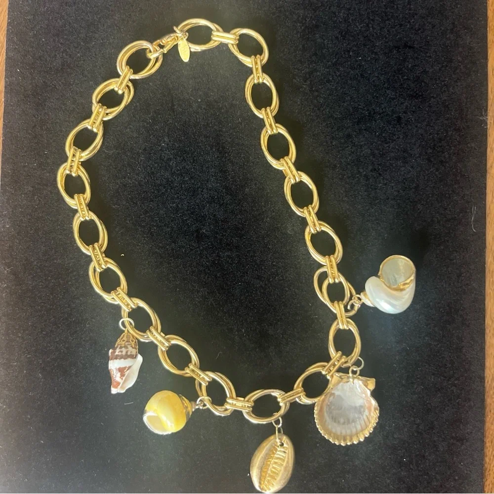 Chunky Seashell 22CT Gold Plated Chunky Chain Necklace Beachy 17” - Picture 7 of 11